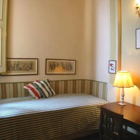 Sleeps 7 Wifi Gardone Riviera